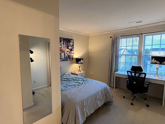4th image of 3555 Ellery Cir