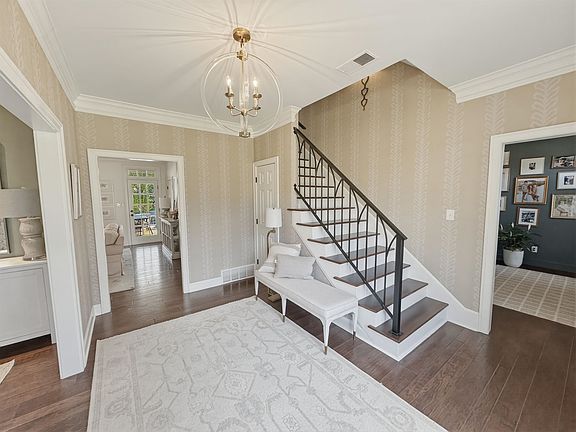 2nd image of 8622 Beaverwood Dr
