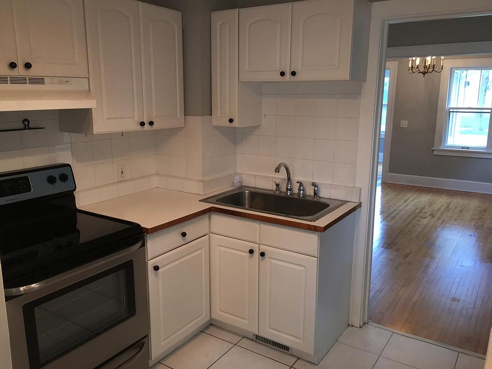1st image of 5516 43rd Ave S