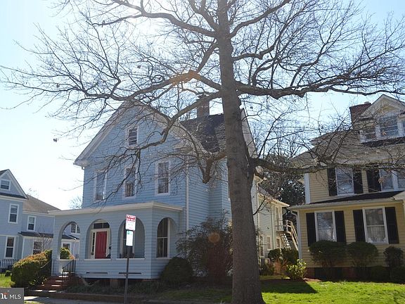 2nd image of 118 Goldsborough St