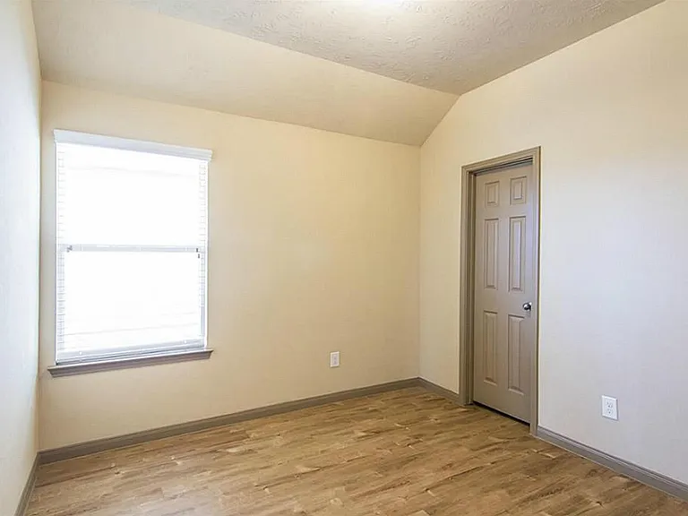 5611 Long Arbor Ln — Photo 12