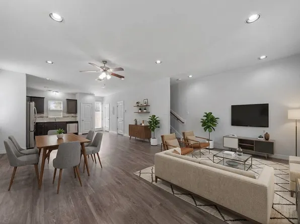 Stylish 2-Bed, 2.5-Bath Townhome with Private Patio & Fenced Yard 130 Belmont Ave, San Antonio, 130 Belmont, San Antonio, TX 78202