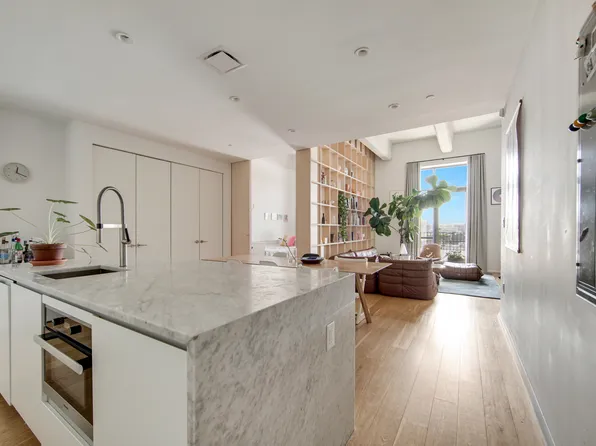 160 Imlay Street 3D6 image 2 of 13