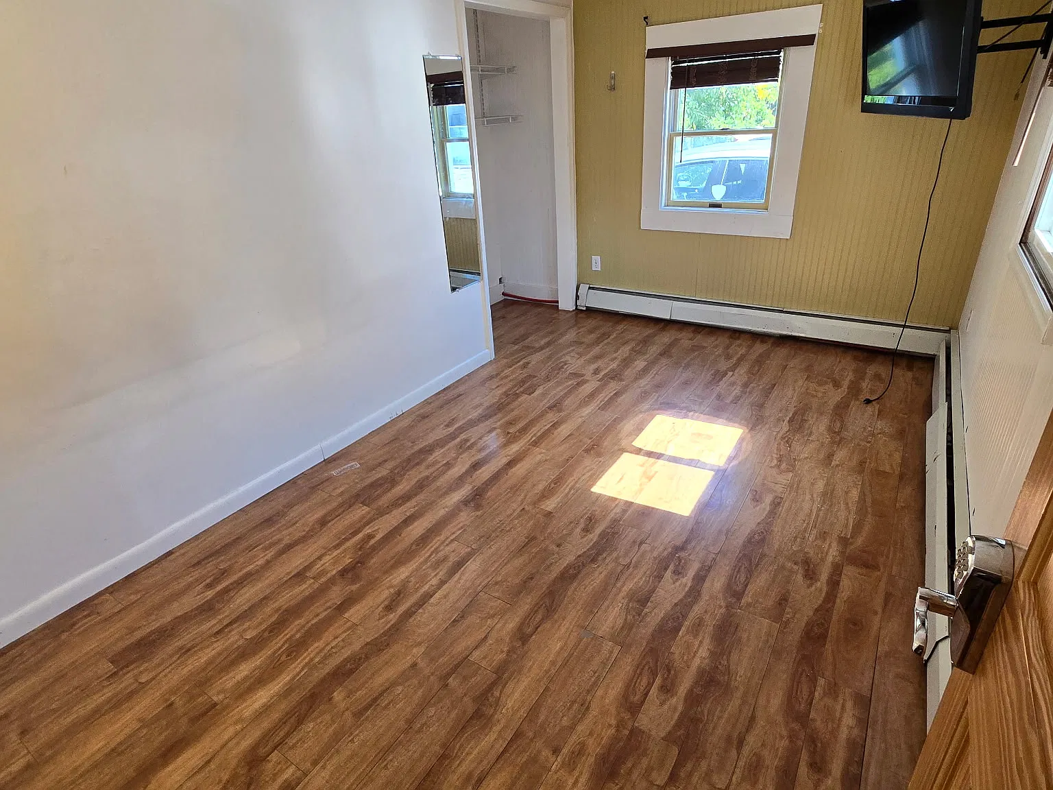 3 bed, 1250 sqft, $1,195 — Photo 3