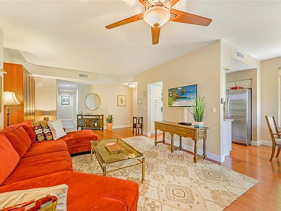 5th image of 27050 Lake Harbor Ct APT 101