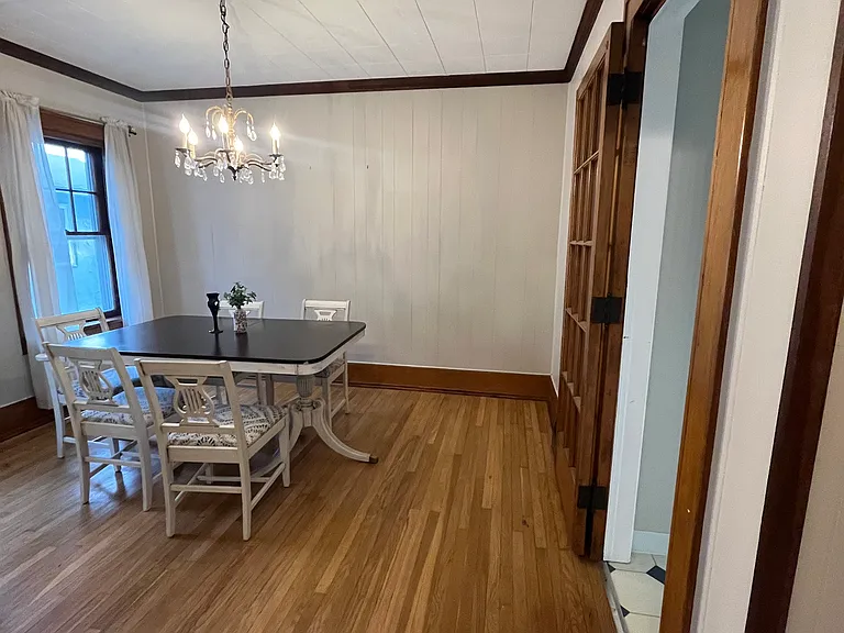 272 Norwalk Ave — Photo 9