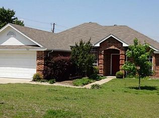 921 Wood Trl, Fort Worth, TX 76020