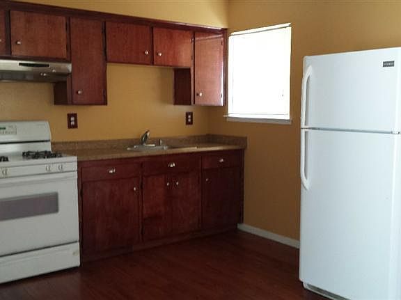 2nd image of 27186 Stanford Ave