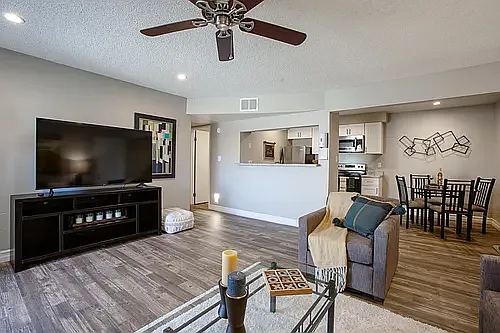 Chandler Meadows Furnished Apartments — Photo 48