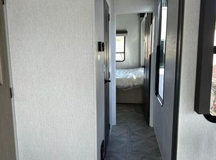 16413 Mariposa Ave #1, Riverside, CA 92504