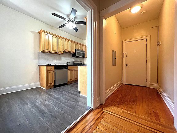 3rd image of 131 Kensington Ave APT D3
