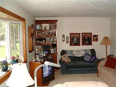 4th image of 6133 Aaron Ln