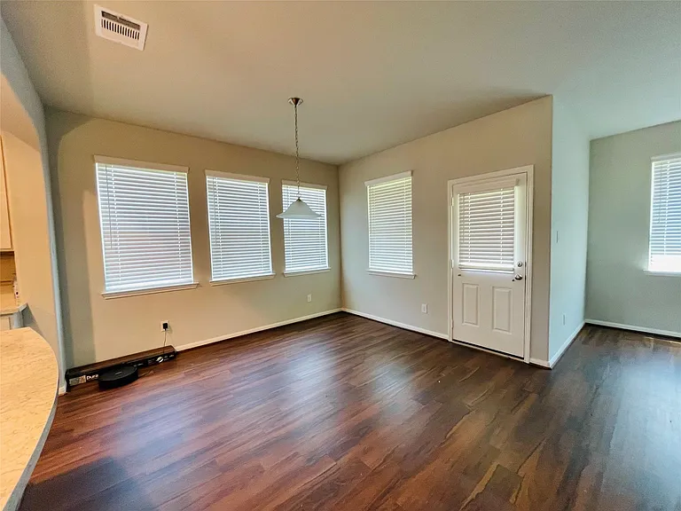3119 Presley Jane Ct — Photo 9