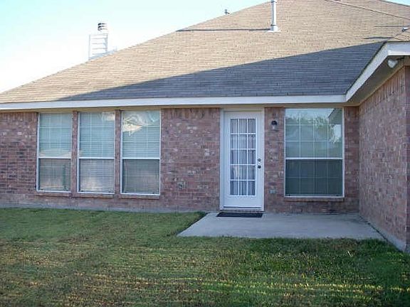 4th image of 5505 Mountain Valley Dr