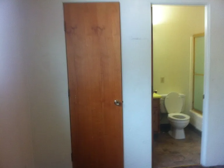 3207 E 2nd Ave #27 — Photo 4