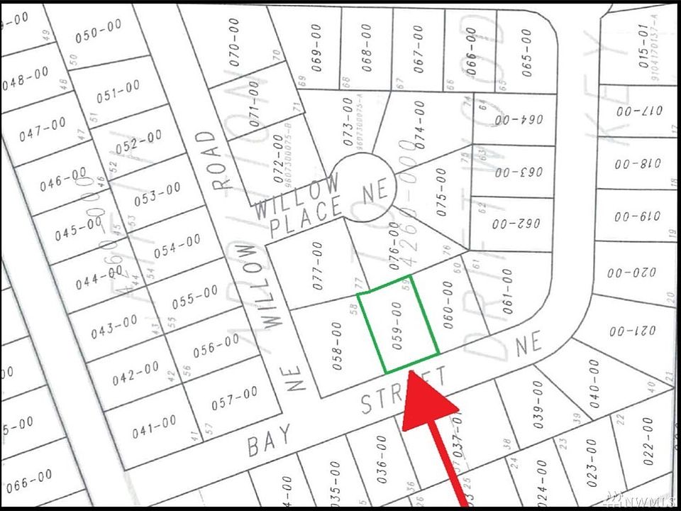 2nd image of 37119 Bay St NE