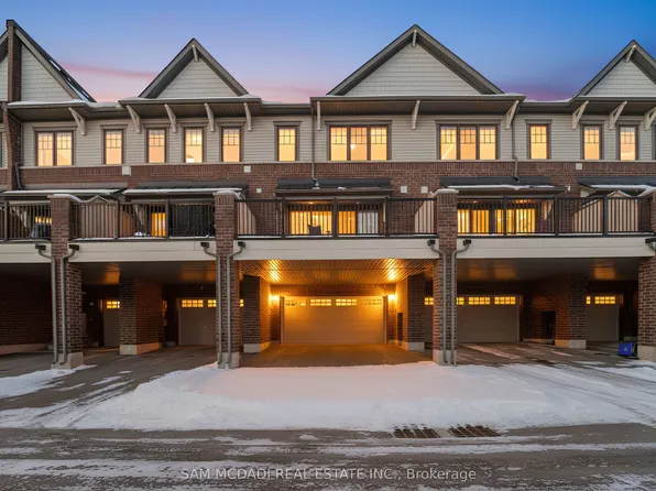 185 Bedrock Dr #13, Hamilton, ON L8J 0M5