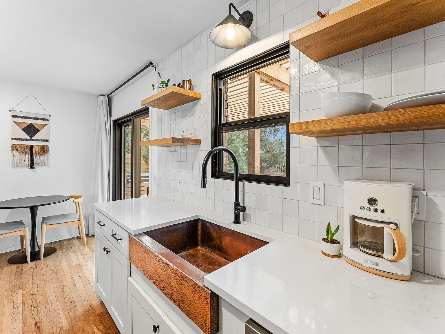 2 bed, 900 sqft, $2,499 — Photo 4