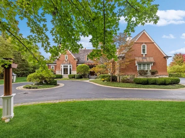 1540 Stablewood Ln, Lake Forest, IL 60045