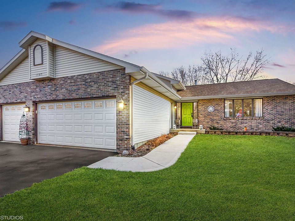 1503 Featherstone Rd, Rockford, IL 61107 Zillow
