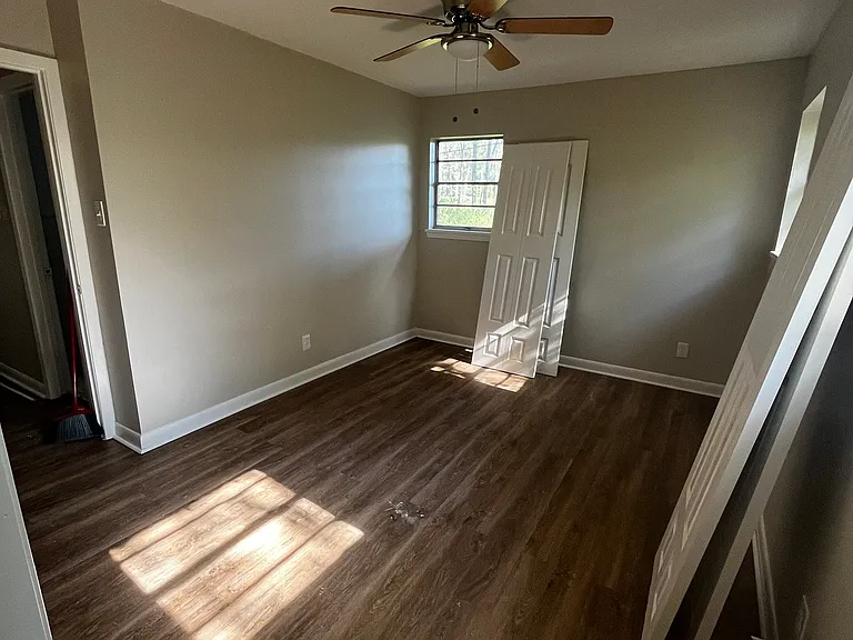 9728 Arline Cir — Photo 9