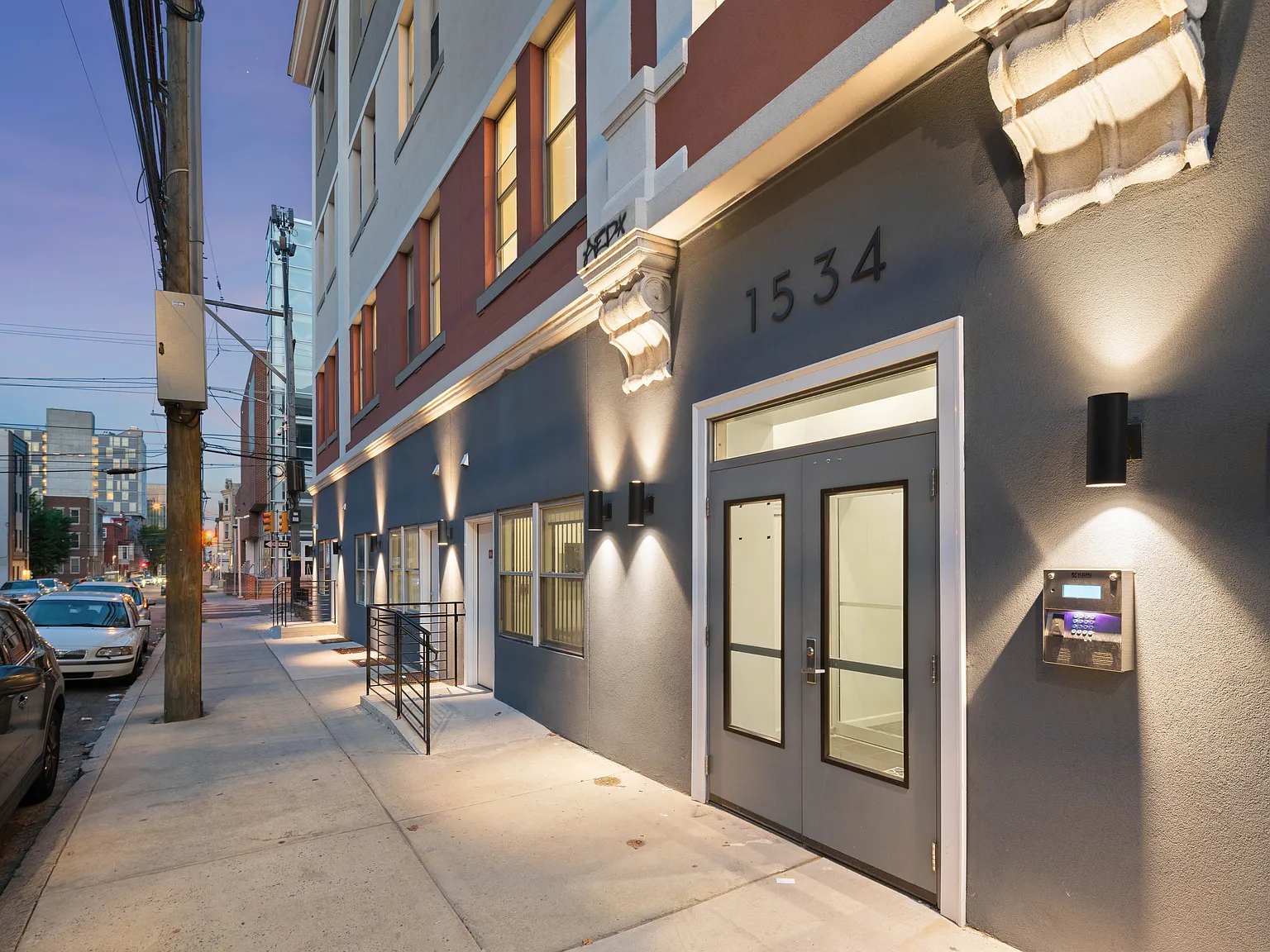Owl's Nest Apartments — Photo 2