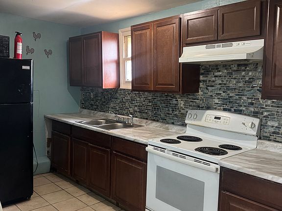 5th image of 2809 Shriver Ave
