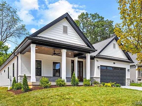 2nd image of 443 Landscape Ct