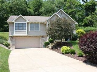 213 Fawn Ct, Pittsburgh, PA 15239