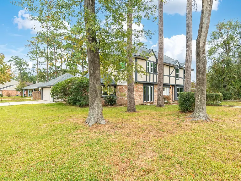 28814 Enchanted Dr — Photo 3