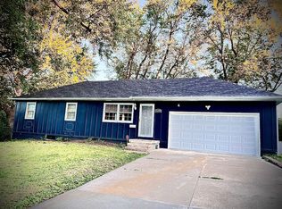 18305 E Susquehanna Rdg, Independence, MO 64056
