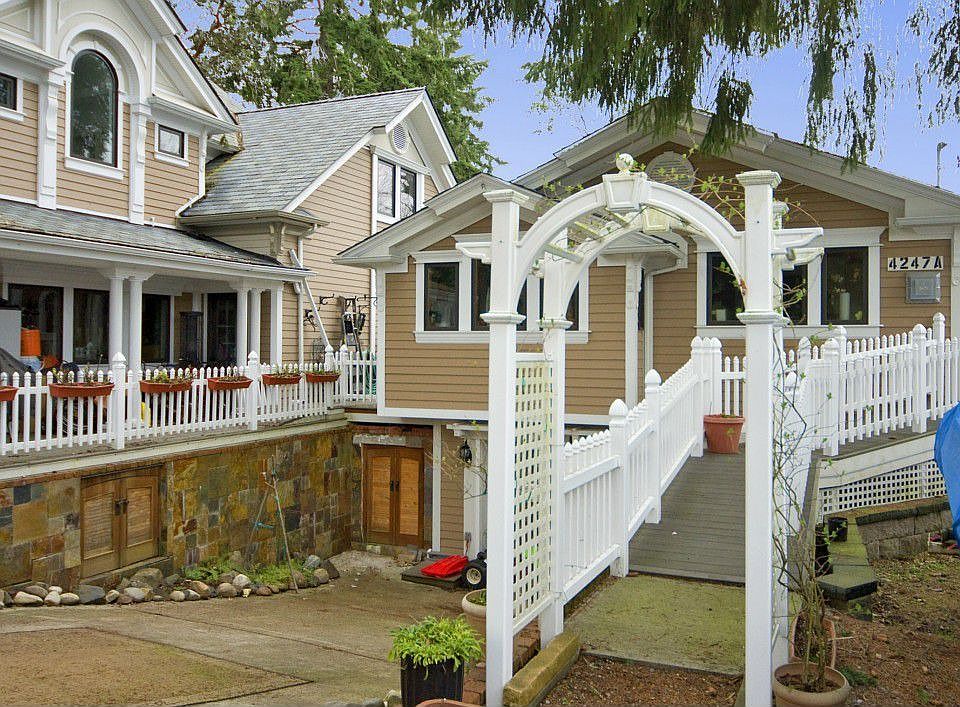2nd image of 4247 87th Ave SE