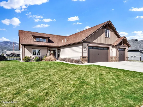 13725 N Treasure Island Ct, Rathdrum, ID 83858