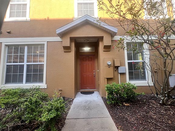 3rd image of 6726 Breezy Palm Drive
