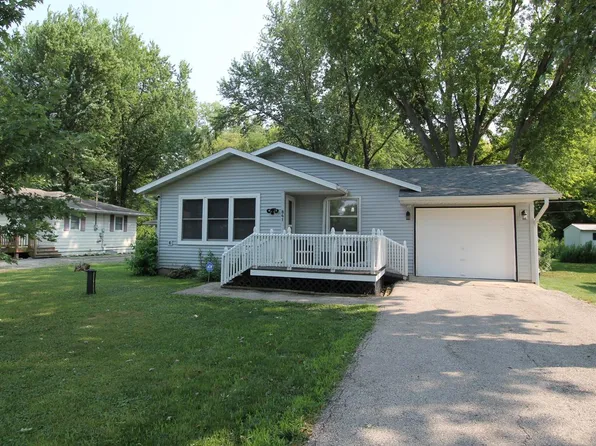 841 Legion DRIVE, Twin Lakes, WI 53181
