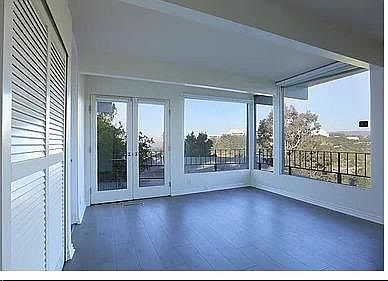 4th image of 789 Linda Flora Dr