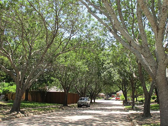 2nd image of 5613 Indian Hills Dr