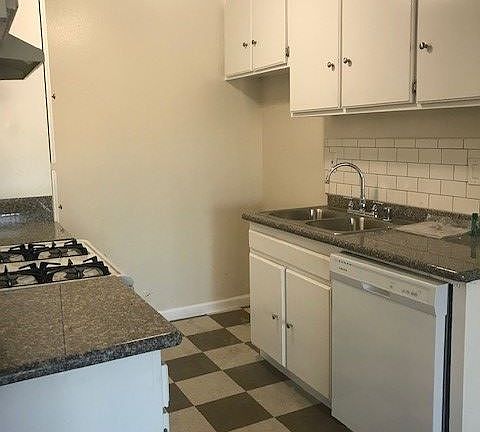 Vose 101 Kitchen (2)