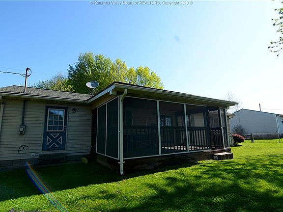 3rd image of 156 Wildwood Dr