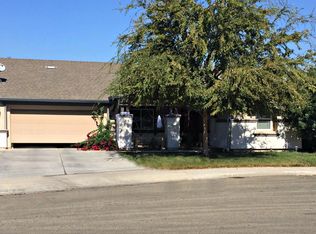 5266 W Cotton Ave, Fresno, CA