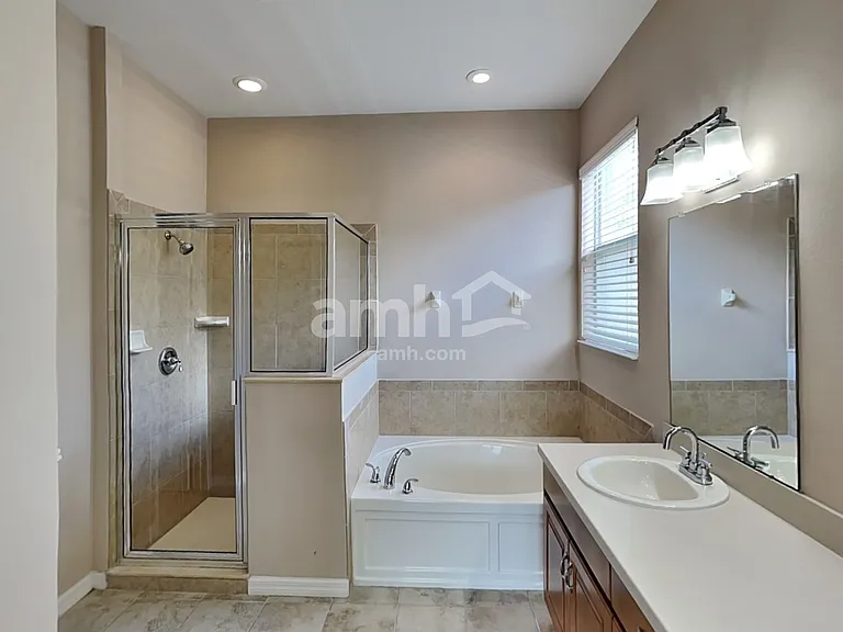 503 9th St NE — Photo 13