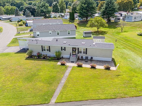 4th image of 50 Clayton Dr