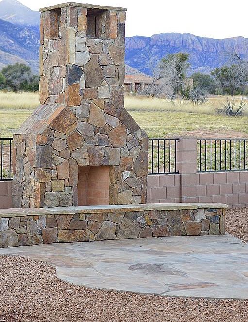 1st image of 6422 E Saddlehorn Cir