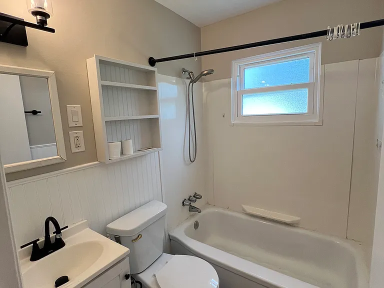 24808 Ross St — Photo 6