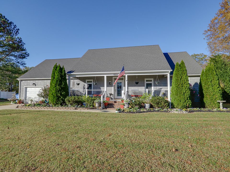 1st image of 4004 Penny Ln