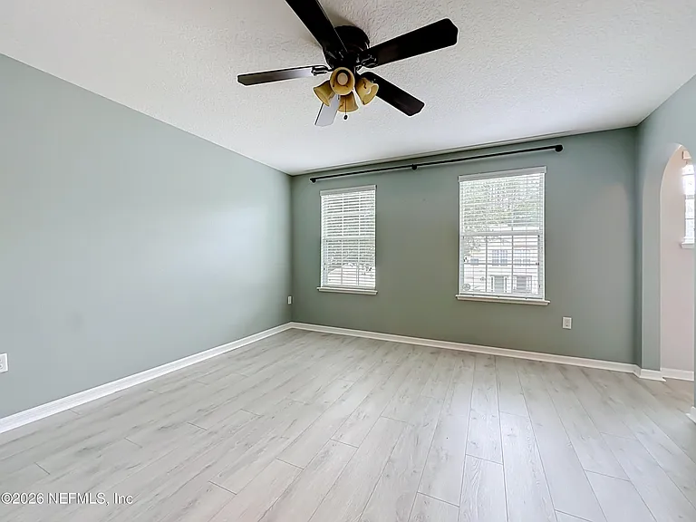 8224 Halls Hammock Ct — Photo 19