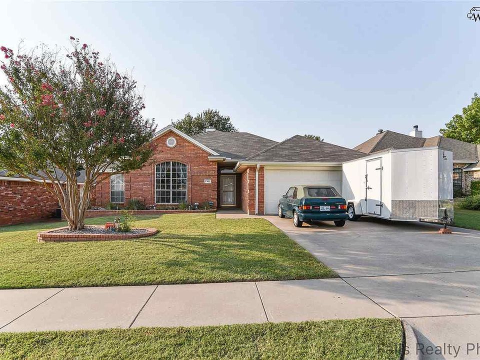 1st image of 2 Northpark Dr