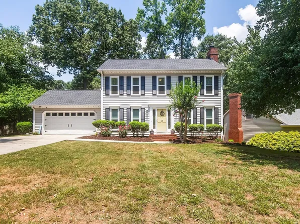 10 Woodway Dr, Greer, SC 29651