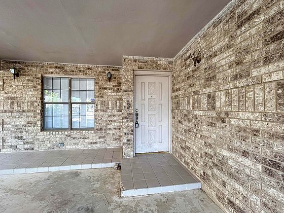 4th image of 3514 S Louisiana Ave