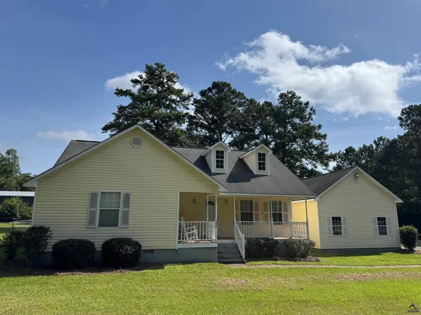 105 Houston Dr, Kathleen, GA 31047